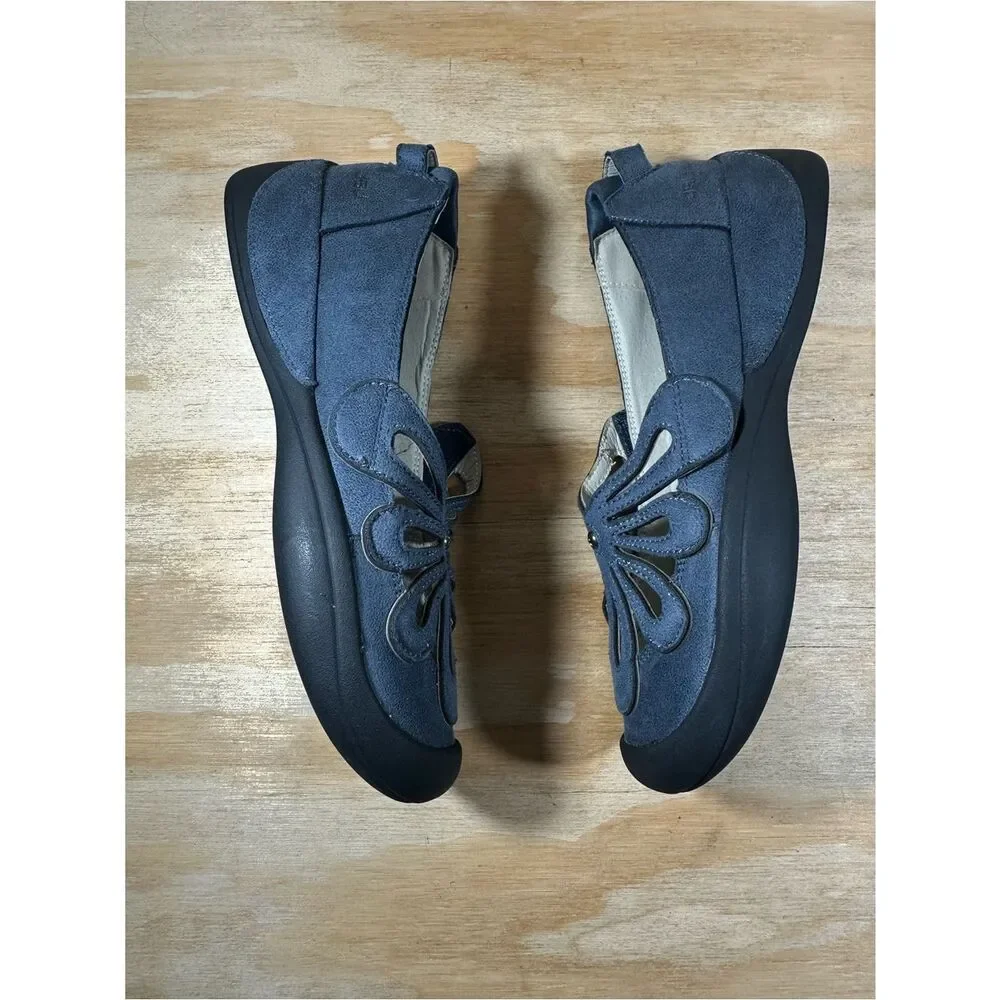 JBU Navy Slip-On Ballet Flats Women’s Size 8.5